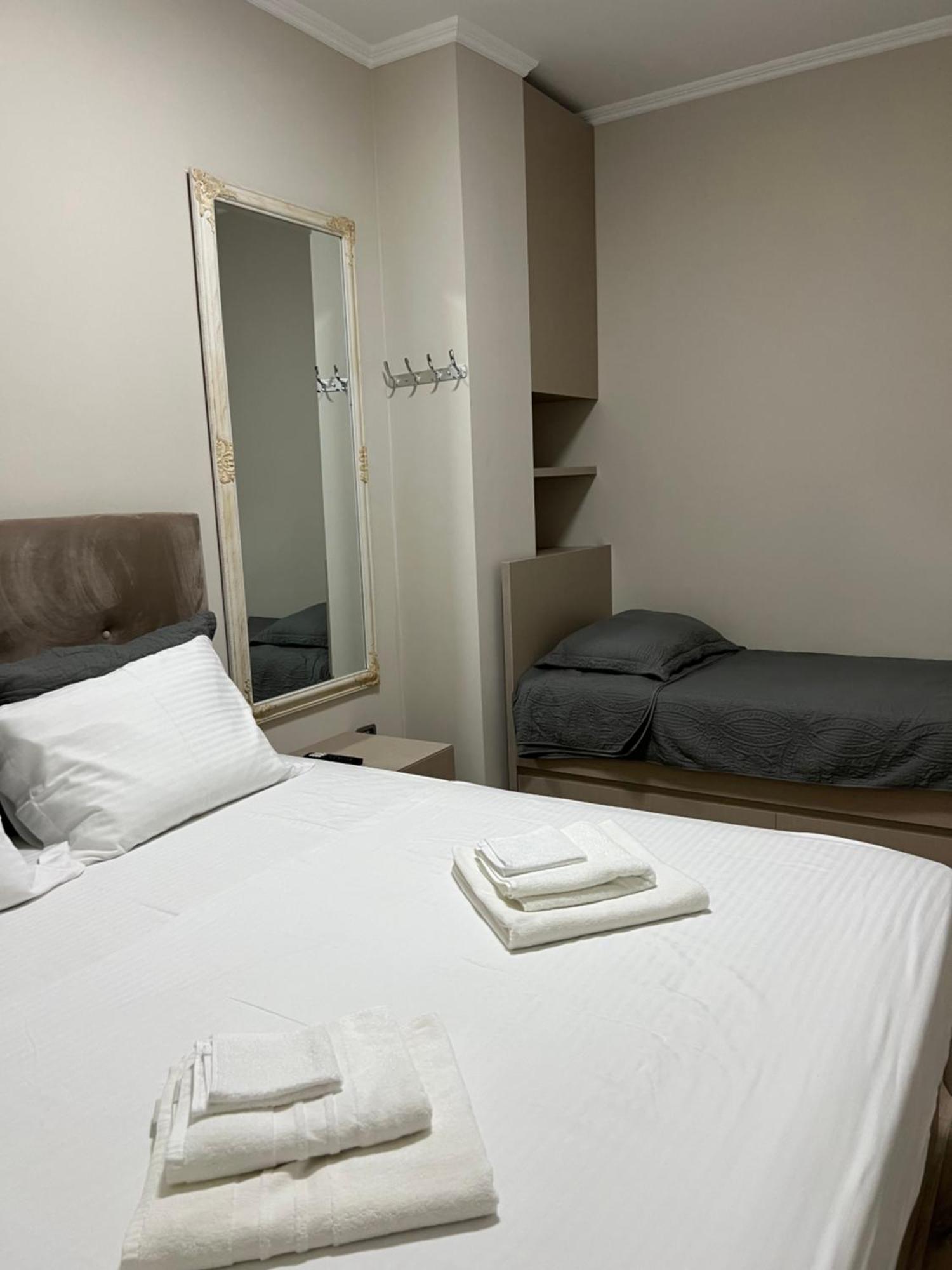 Center View Luxury Apartment Tirana Exterior photo